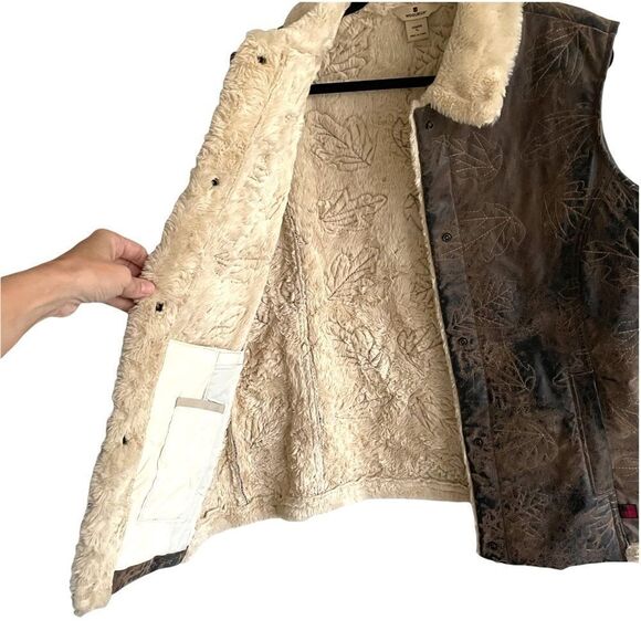 WOOLRICH Faux Leather Fur Sleeveless Vest  Brown XL - Picture 3 of 7